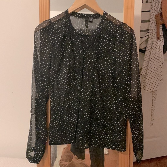 H&M Sheer Polka Dot Dress Shirt 6 Button Down Top Womens Chiffon Collarless - Picture 3 of 7